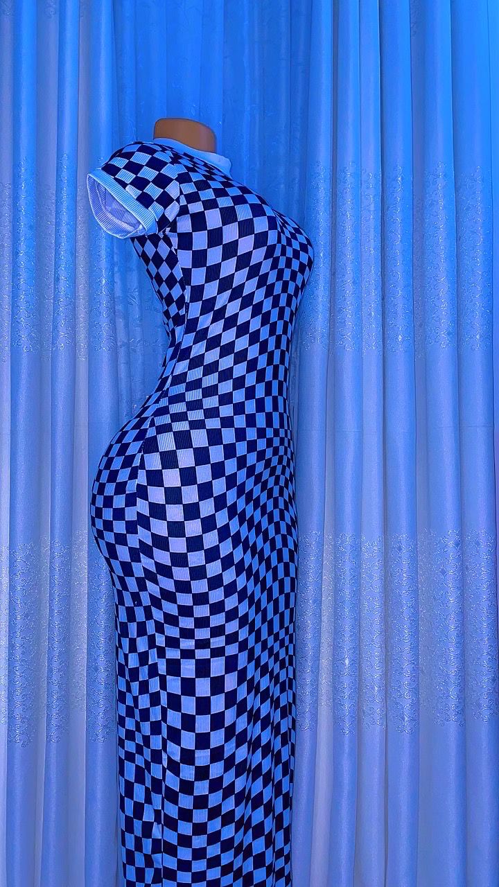 Print Bodycon Dress - Image 4